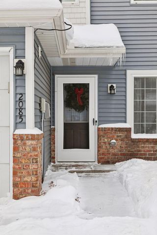 2085 Gresham Avenue N, Oakdale, MN 55128