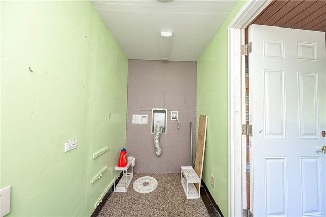 532 Reimer St, Lower Burrell, PA 15068