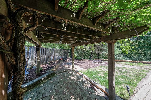 532 Reimer St, Lower Burrell, PA 15068