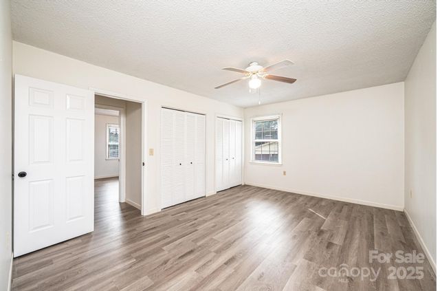 2764 Cliftwood Circle, Hickory, NC 28601
