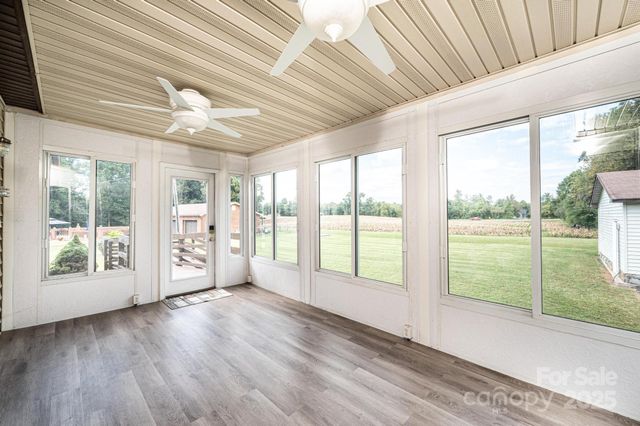 2764 Cliftwood Circle, Hickory, NC 28601