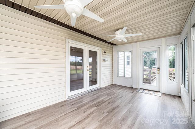 2764 Cliftwood Circle, Hickory, NC 28601