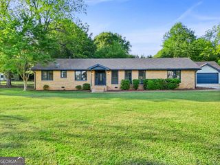 115 Linda Way, Fayetteville, GA 30215