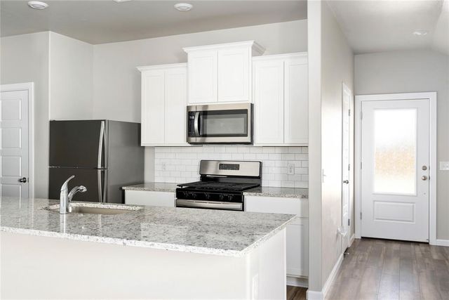 12717 Carrara Lane, Yukon, OK 73099