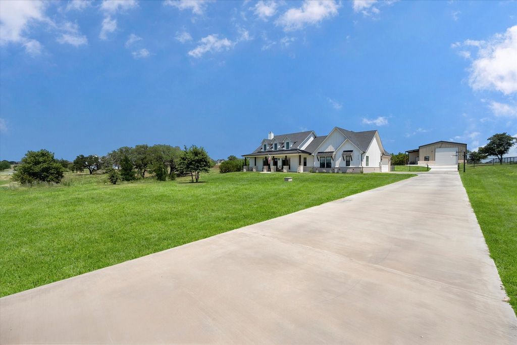 2119 Eagles Ridge Drive, Weatherford, TX 76087