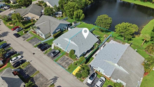 970 SW 111th Way, Davie, FL 33324