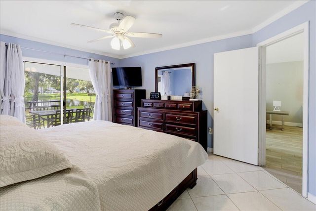 970 SW 111th Way, Davie, FL 33324