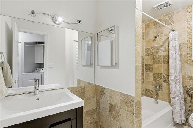 970 SW 111th Way, Davie, FL 33324