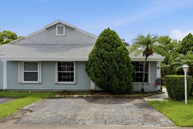 970 SW 111th Way, Davie, FL 33324