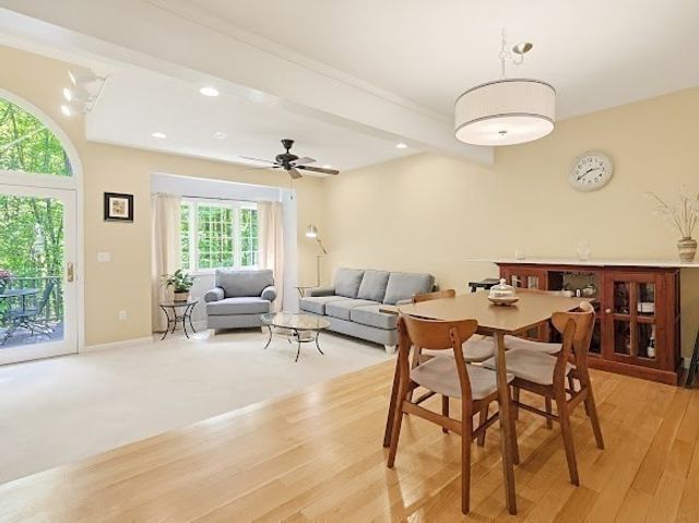 6 Rosewood Lane 6, Hopkinton, MA 01748