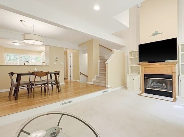6 Rosewood Lane 6, Hopkinton, MA 01748