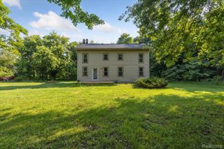 11240 Silver Lake Road, Argentine Township, MI 48418