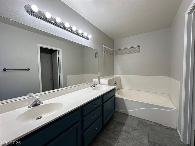 146 Camino Capri, Henderson, NV 89012