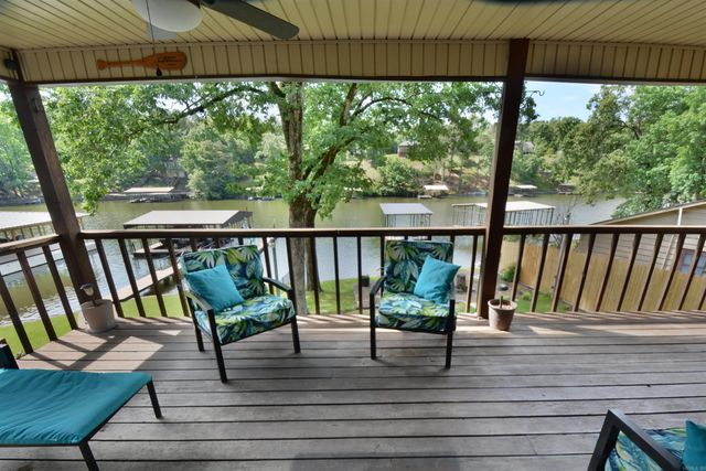 210 EDGEWATER Circle, Hot Springs, AR 71913