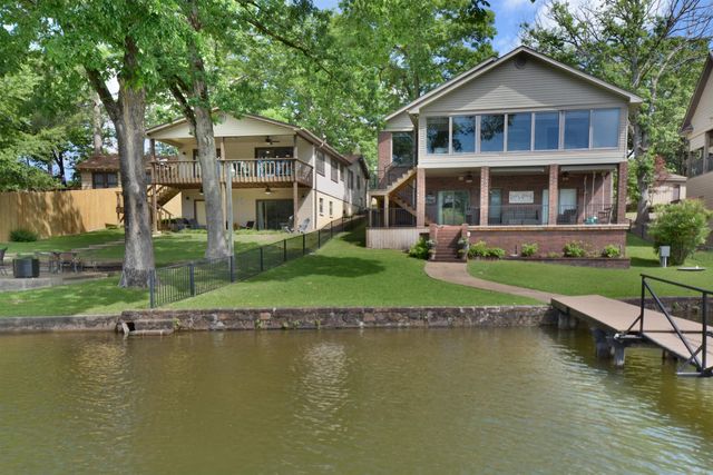 210 EDGEWATER Circle, Hot Springs, AR 71913