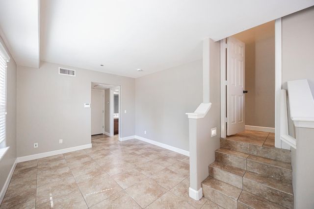 563 W 6th Street, Tempe, AZ 85281