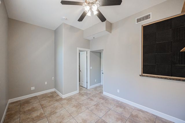 563 W 6th Street, Tempe, AZ 85281