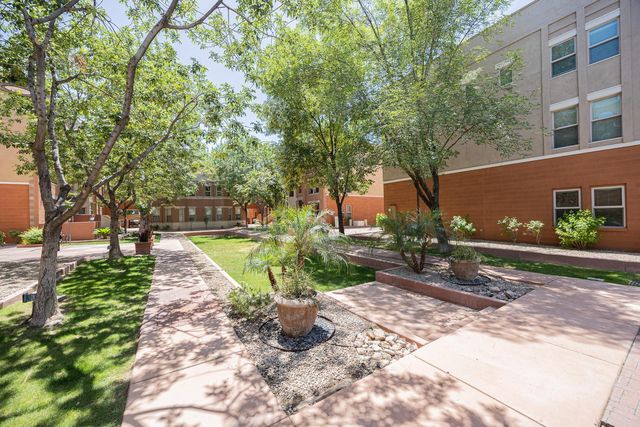 563 W 6th Street, Tempe, AZ 85281