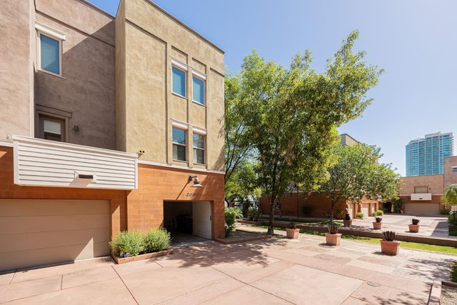 563 W 6th Street, Tempe, AZ 85281