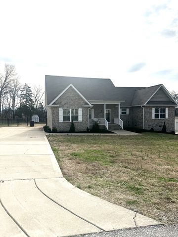 160 Mockingbird Ln, Hartsville, TN 37074
