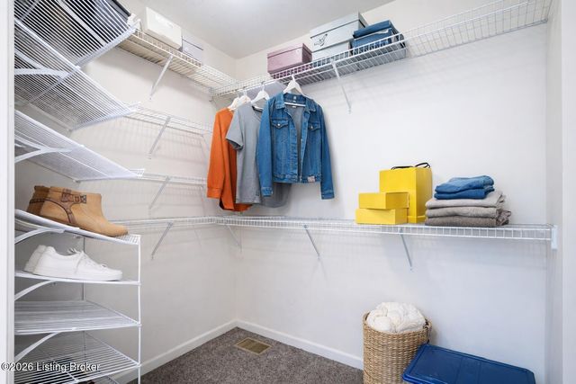 5307 Pavilion Way, Louisville, KY 40291