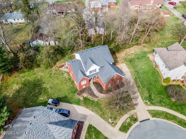 5307 Pavilion Way, Louisville, KY 40291