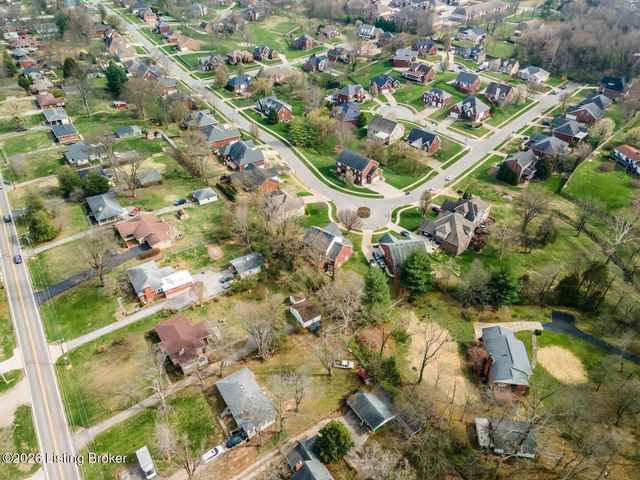 5307 Pavilion Way, Louisville, KY 40291