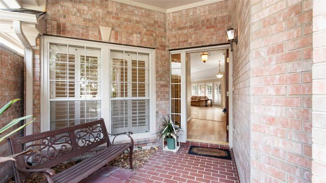 2430 Fairway Pointe Drive, League City, TX 77573