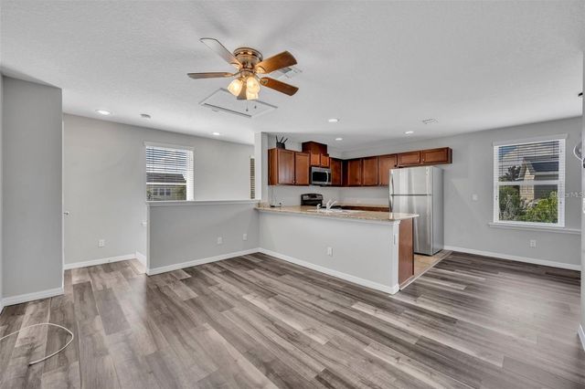 8677 MARTINSON STREET, Orlando, FL 32827