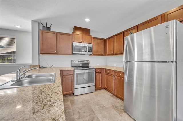 8677 MARTINSON STREET, Orlando, FL 32827