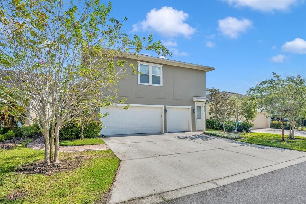 8677 MARTINSON STREET, Orlando, FL 32827
