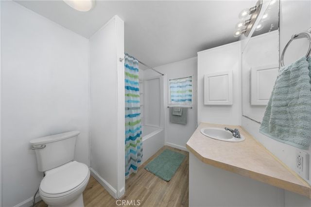10001 W Frontage 224, South Gate, CA 90280