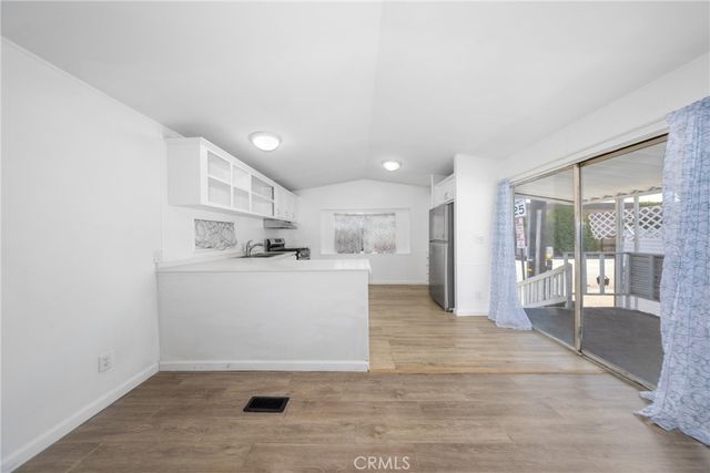 10001 W Frontage 224, South Gate, CA 90280