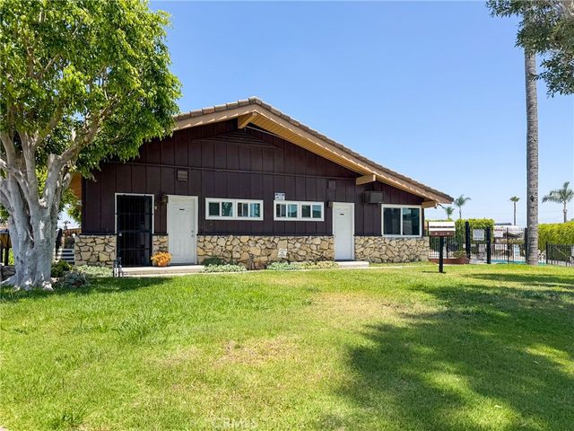 10001 W Frontage 224, South Gate, CA 90280