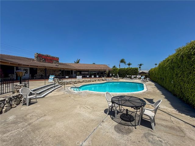 10001 W Frontage 224, South Gate, CA 90280