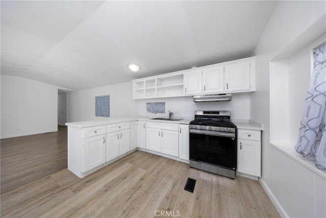 10001 W Frontage 224, South Gate, CA 90280
