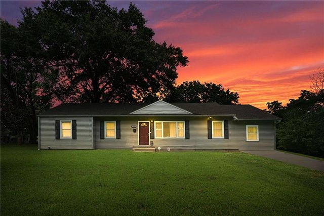8604 E 53rd Terrace, Kansas City, MO 64129