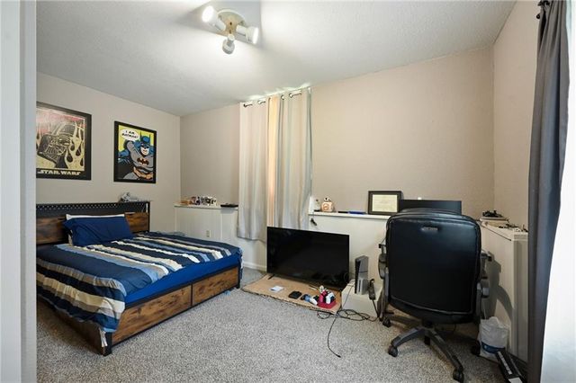 8604 E 53rd Terrace, Kansas City, MO 64129