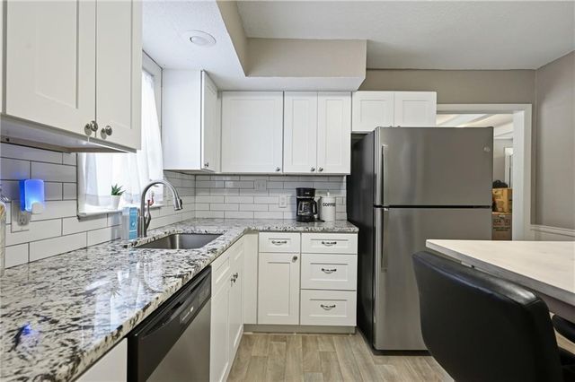 8604 E 53rd Terrace, Kansas City, MO 64129