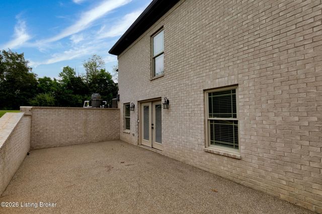673 Martha's Ct, Mt Washington, KY 40047