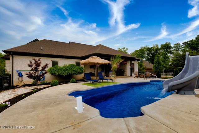 673 Martha's Ct, Mt Washington, KY 40047