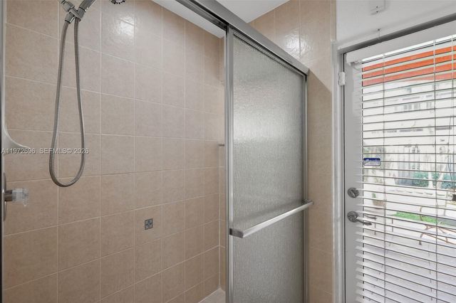 16613 NW 77th Path, Miami Lakes, FL 33016