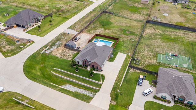 230 Highgate Drive, Venus, TX 76084