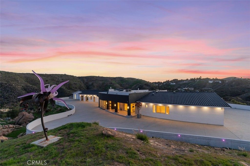 109 Buckskin Road, Bell Canyon, CA 91307