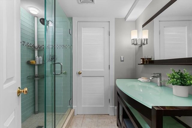 453 Massachusetts Ave 1, Boston, MA 02118