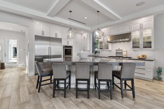 14662 Watermark Way, Palm Beach Gardens, FL 33410