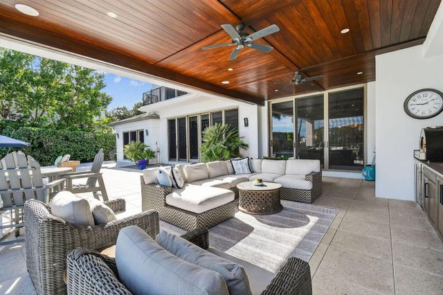 14662 Watermark Way, Palm Beach Gardens, FL 33410