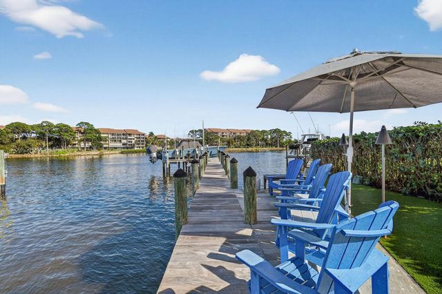 14662 Watermark Way, Palm Beach Gardens, FL 33410