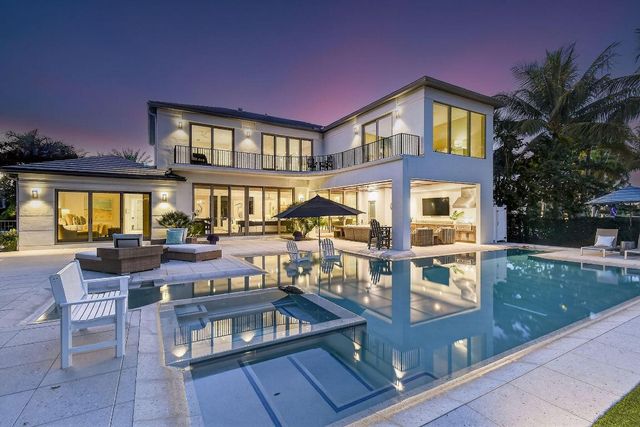 14662 Watermark Way, Palm Beach Gardens, FL 33410