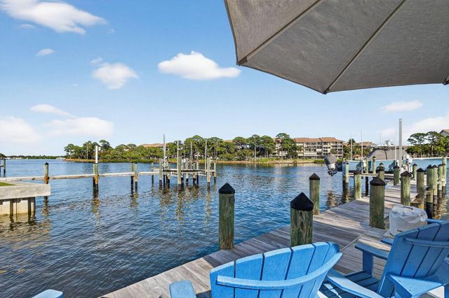 14662 Watermark Way, Palm Beach Gardens, FL 33410